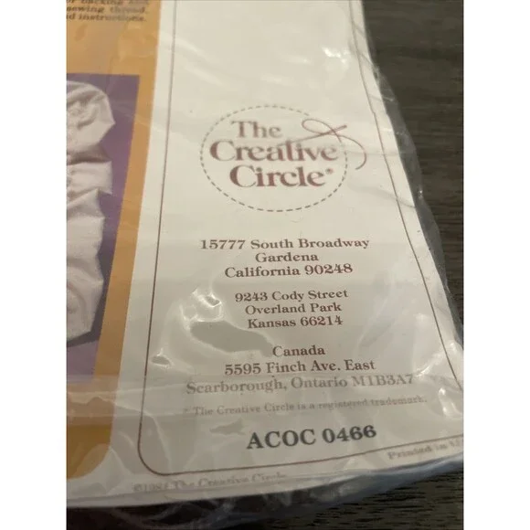 The Creative Circle cross stitch kit #0466 Springtime initial Basket Bouquet - Picture 3 of 8